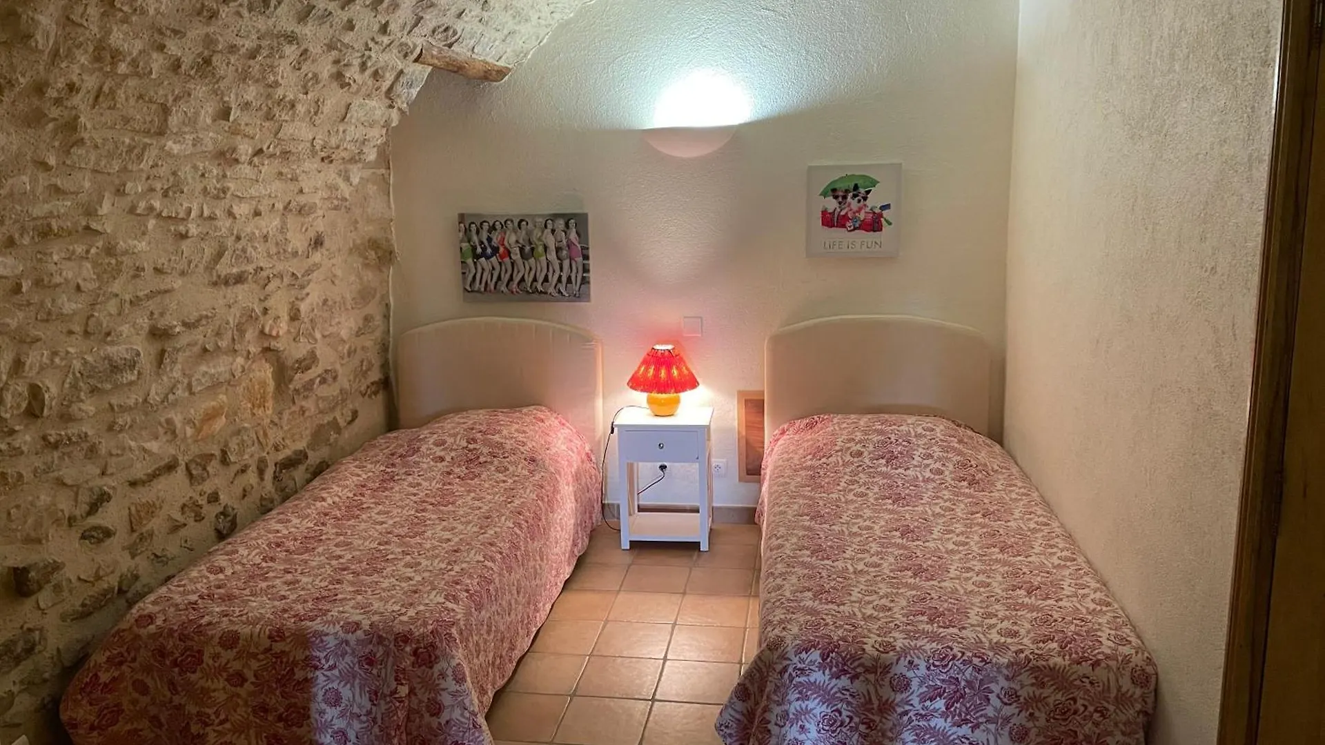 Holiday home Gites Les Eygries Ongles